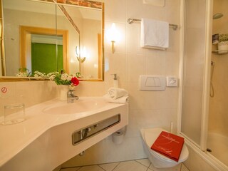 Room Pictures_Room_EZ_STD_2