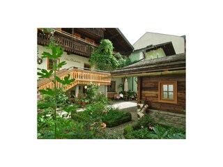 Hof und Hütte vom Baderhaus