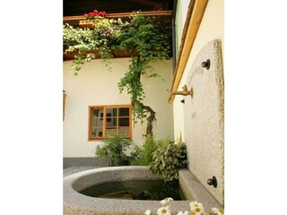 Hofbrunnen vom Baderhaus