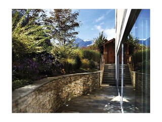 Gang zur Aussensauna