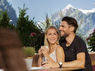 terrasse_mit_kitzblick (1)