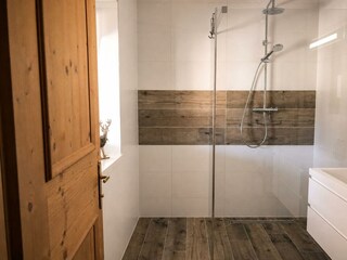alpin-resort-kaprun-top-1-badkamer-ark1-022