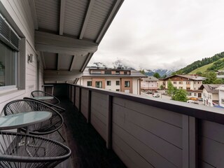 ALM2balkon©AlmAppartementsZellamsee