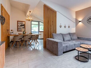 ALM1livingdiner©AlmAppartementsZellamsee