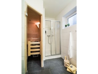 WOLK2755