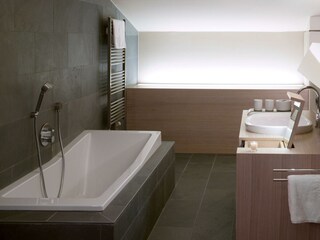 MAVIDA-Zell-am-See-Suite-Deluxe-Bad