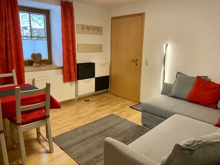 F03BFEE2-AC6B-477B-98F2-C740E91F4BA5