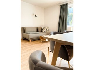 RAY-Apartment-Wohnkueche