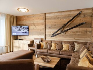 bellevue 2.2 low res-6