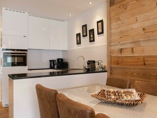 bellevue 2.2 low res-3