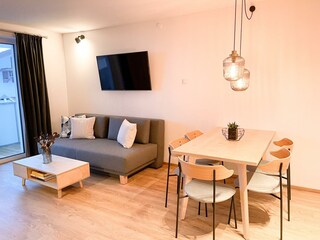 SAM-Wohnzimmer-Esszimmer-02