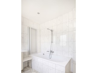 Bath 3