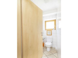Toilet 2