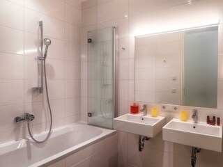 4.1 Badezimmer Bellevue 6.3