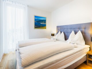 2.1 Schlafzimmer Bellevue 5.1