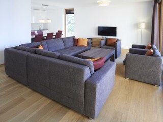 1.1 Wohnzimmer Bellevue 4.3