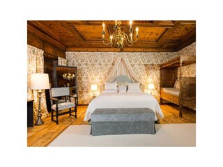 Masterbedroom Suite Hugo von Hofmannsthal