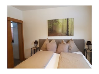 Schlafzimmer 2 mit Bad