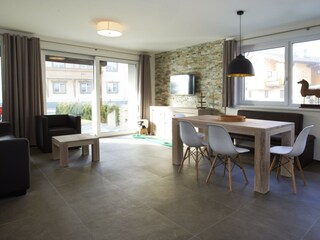 1.1 Wohnzimmer Top 4