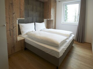 2.2 Schlafzimmer Top 6b
