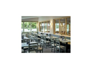 restaurant-speisesaal-jufa-hotel-kaprun-6-720x480