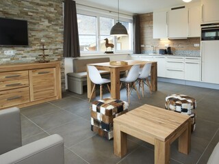 1.3 Wohnzimmer Top 9