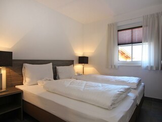 2.2 Schlafzimmer c16