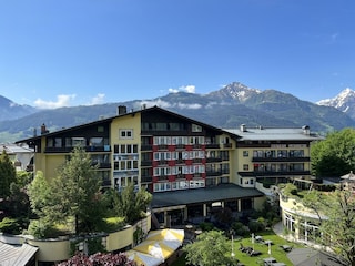 HotelLatini_im_Sommer