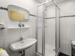 Bad Appartement 2/12