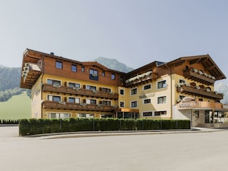 220717_Tauernhof-LOW-3-Hauptfoto