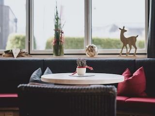 web-Tauernhof-BarLobby-Nov23-0025