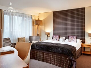 DAS ALPENHAUS KAPRUN-ALPEN.WOHNEN