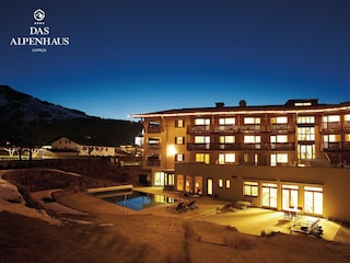 DAS ALPENHAUS KAPRUN-Winter