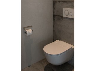 UHL_7005