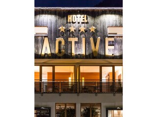 Außenansicht Hotel Winter