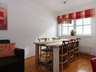 1.4 Wohnzimmer Alpine 8