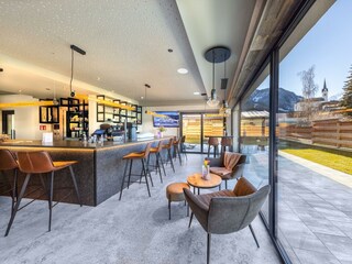 PEOPLE'S HOTEL_BAR2