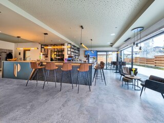 PEOPLE'S HOTEL_BAR3