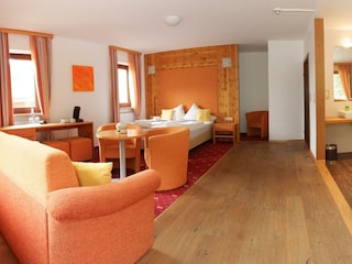 20_Suite
