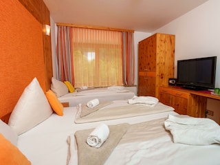 25_Suite