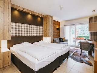 Room Pictures_Room_ST_0