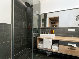 Room Pictures_Room_1SZS_8