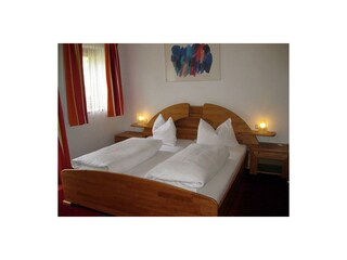 App 2/2 Schlafzimmer