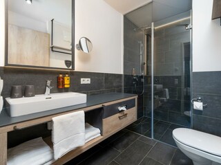 Room Pictures_Room_3SZSPHSa_8