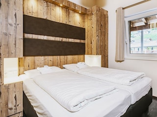 Room Pictures_Room_4SZPH_6