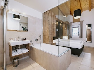 Room Pictures_Room_4SZPH_8