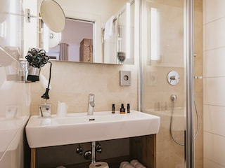 Room Pictures_Room_4SZPH_10