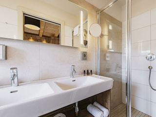 Room Pictures_Room_4SZPH_12