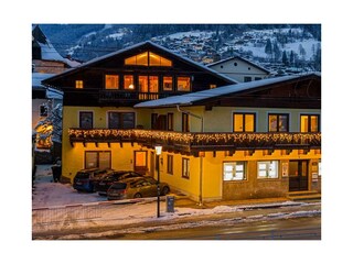 Haus von links