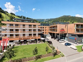 Centralaußen_ohneSpielplatz_KI
